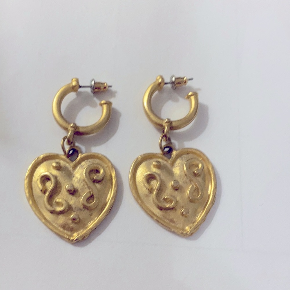 Large heart gold stud dangle earrings